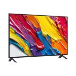 نمای زاویه‌دار تلویزیون QNED82A LG